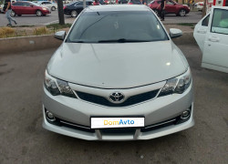 Toyota Camry 2013 года