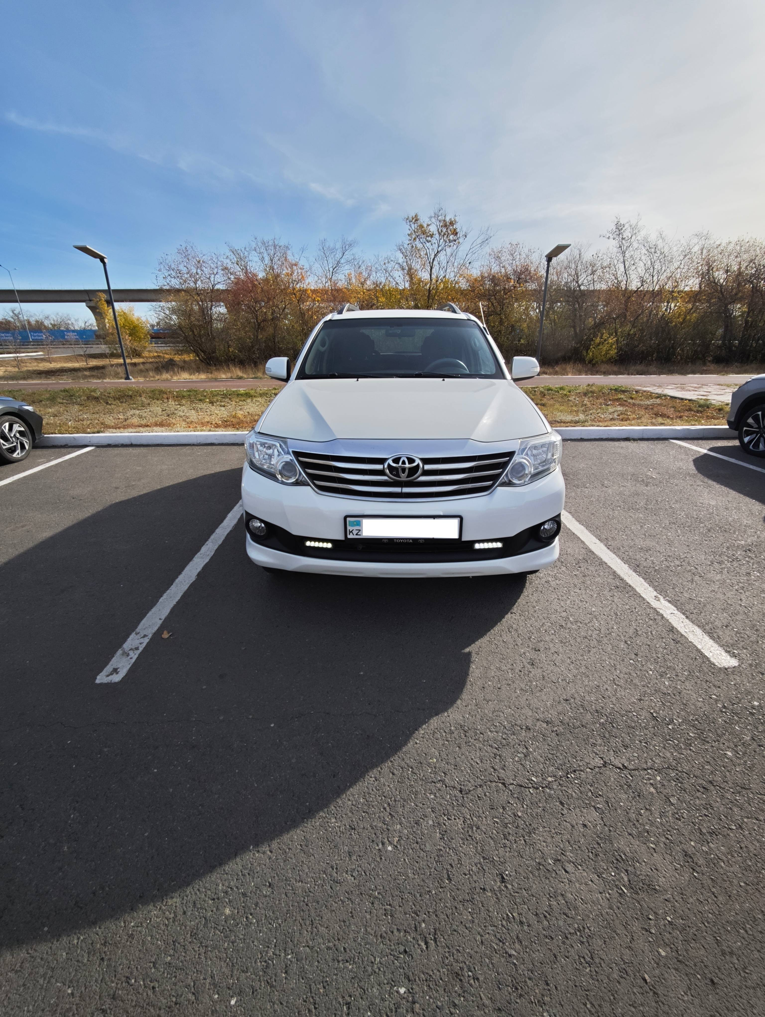 Toyota Fortuner, 2013