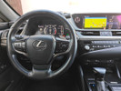 Lexus ES 2022 года
