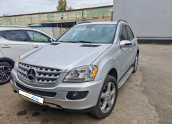 Mercedes-Benz ML-Класс 2006 года