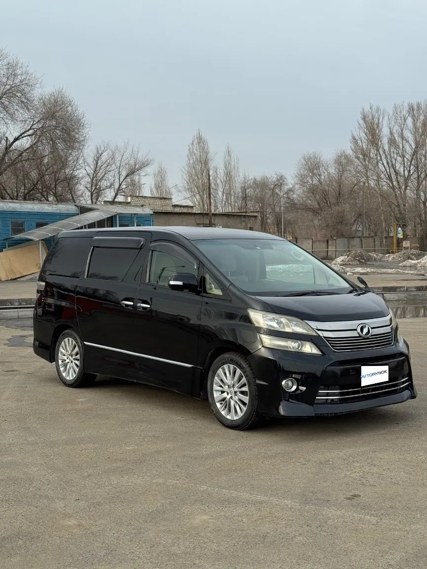 Toyota Vellfire, 2012