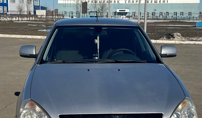 ВАЗ (Lada) Priora 2013 года
