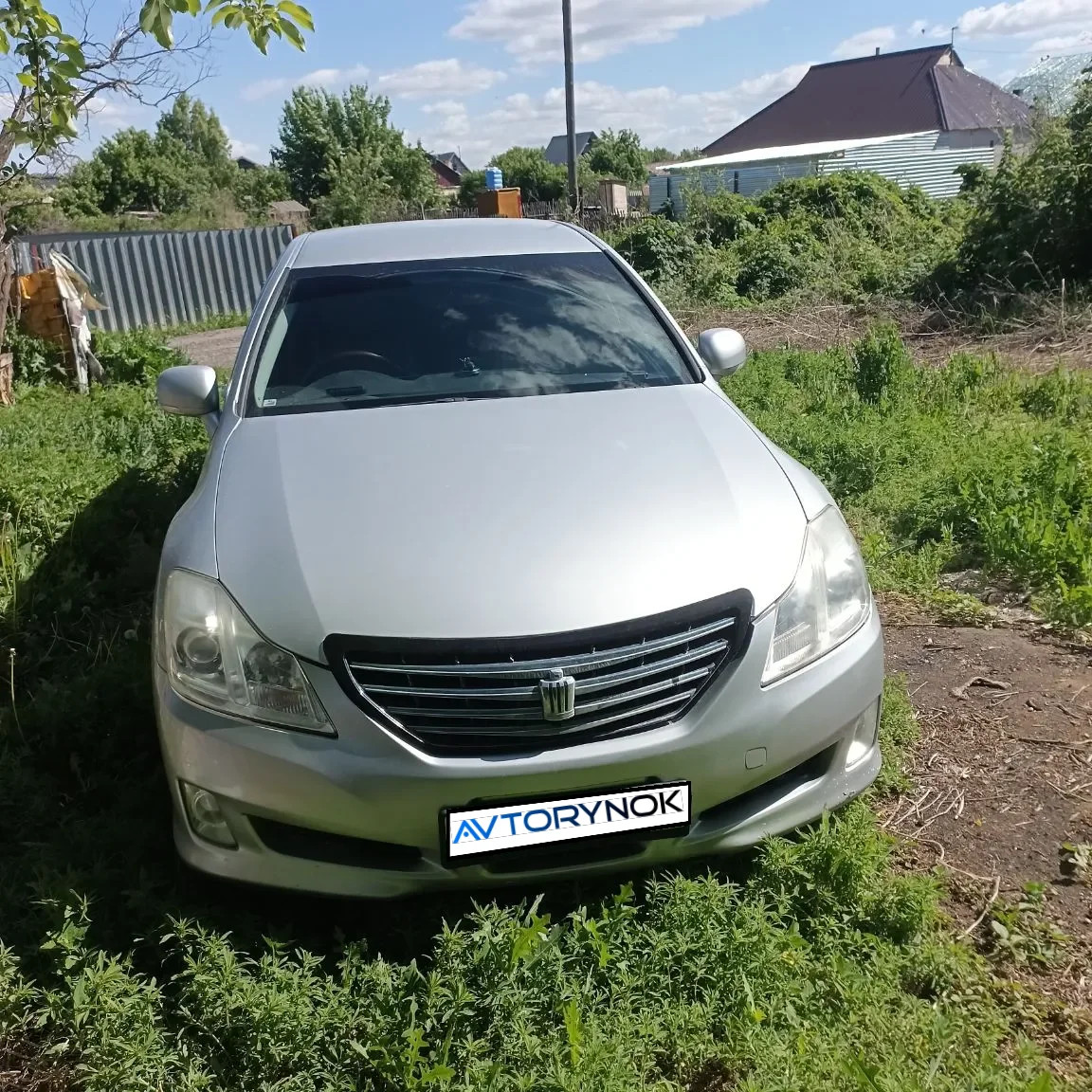 Toyota Crown, 2009