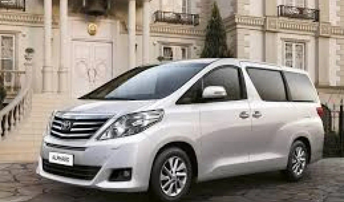 Toyota Alphard 2002 года