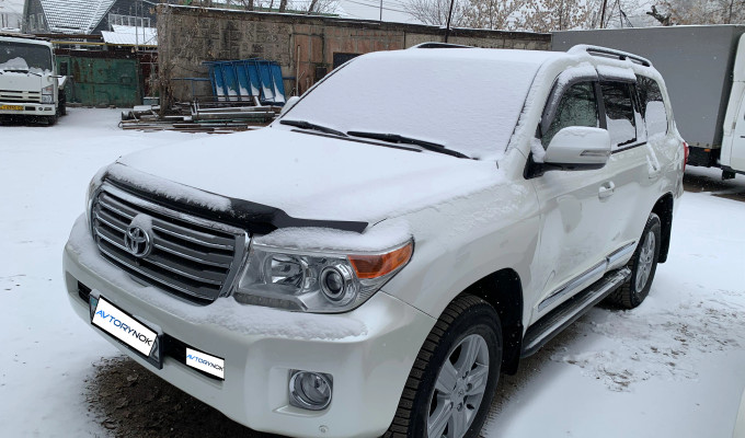 Toyota Land Cruiser 2013 года