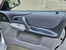 Mazda 323 2000 года