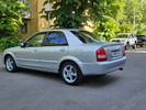 Mazda 323 2000 года
