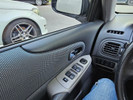Mazda 323 2000 года