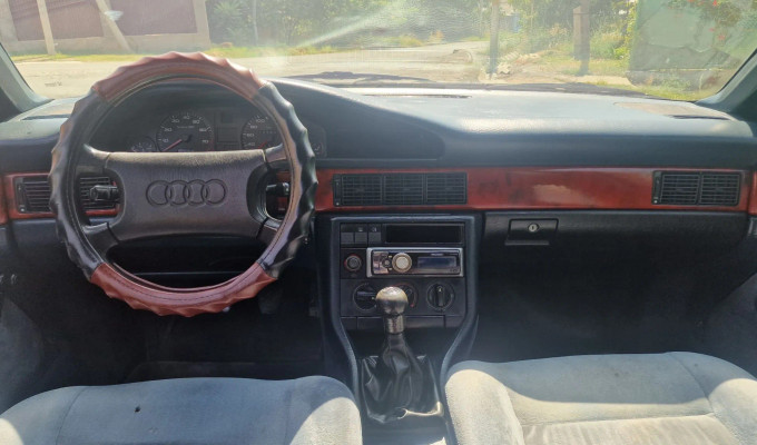 Audi 100 1989 года