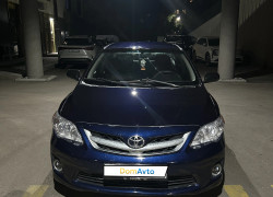 Toyota Corolla 2011 года