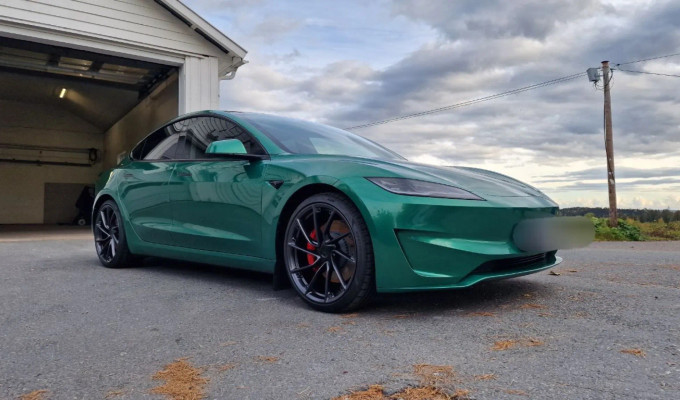 Tesla Model 3 2024 года