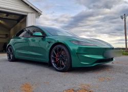 Tesla Model 3 2024 года