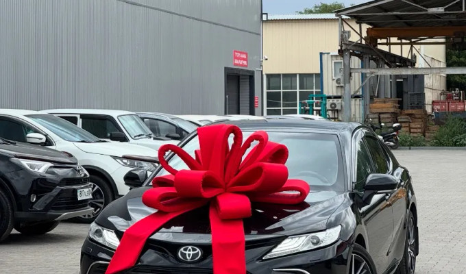 Toyota Camry 2021 года