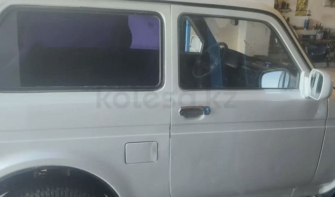 ВАЗ (Lada) 2121 (4x4) 2012 года