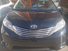 Toyota Sienna 2017 года