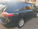 Toyota Sienna 2017 года
