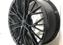 Flow Forged FA829 R20 8,5J ET35 5x114,3 ЦО 73,1 GLOSS BLACK