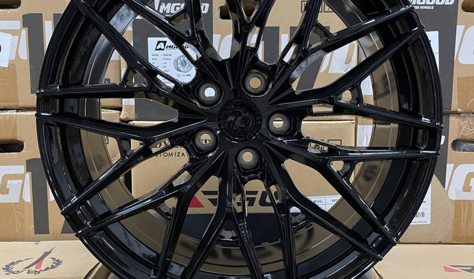 R20 9J ET30 5X112 66,6 Black Glossy