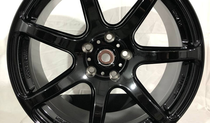 SC1008 R18 8,5 ( 5x114,3 ) ET33 73,1 GLOSSY BLACK