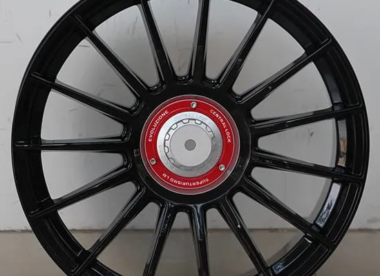 0257 R18 8J 5x100 / 5x112 ET42 66,5 Glossy Black + Powder Coating