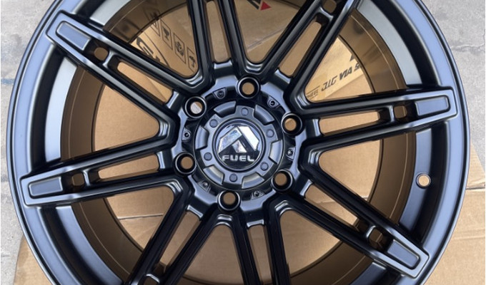  R17 9J 6x139,7 ET0 ЦО110 Black