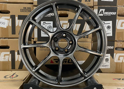 YF9017 R18 8,5J 5X100 ET40 73,1 Full Hyper Black