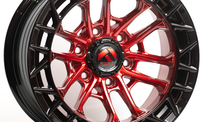  R17 9J 6x139,7 ET0 ЦО110 CANDY RED+BLACK LIP