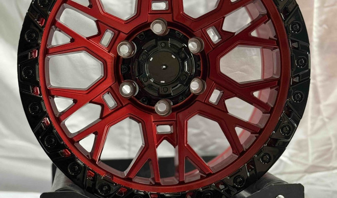  R17 9J ET0 6x139,7 110,1 CANDY RED+GLOSS BLACK LIP