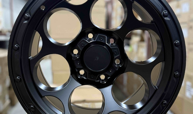  R17 9J 6x139,7 ET0 ЦО110 Matt Black