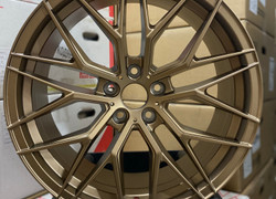 R18 8J 73,1 ET35 5x114,3 BRONZE