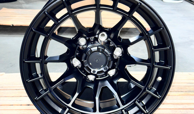  R17 9J ET0 6x139,7 110,1 MATT BLACK