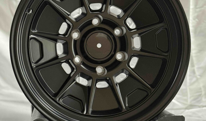  R17 9J ET0 6x139,7 110,1 MATT BLACK