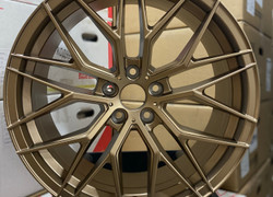 R20 9J 73,1 ET35 5x114,3 BRONZE
