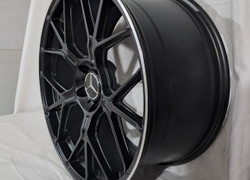 Разноширокие R20 5x112 ЦО66.6 Matt Black Machined Lip