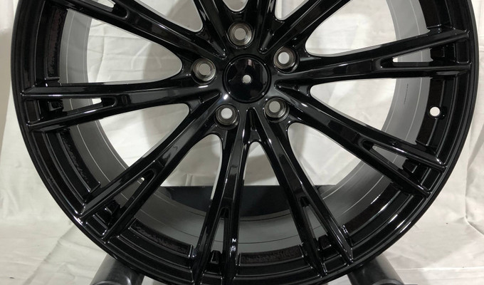 R20 9J 5X112 ET35 66,5 Glossy Black + Powder Coating