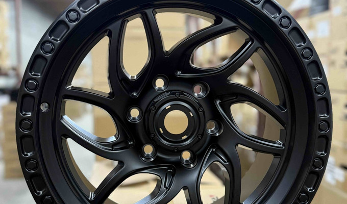  R17 9J 6x139,7 ET0 ЦО110 black