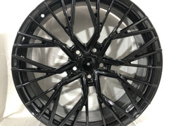 R20 8,5J ET35 5x114,3 73,1 GLOSS BLACK