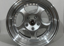Разноширокие BMW R17   5x120 72,6  