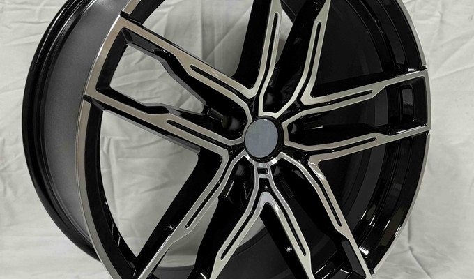 Разноширокие BMW R20 5x112 66,5 MB