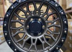  R17 9J ET0 6x139,7 110,1 MATT BRONZE+BLACK LIP