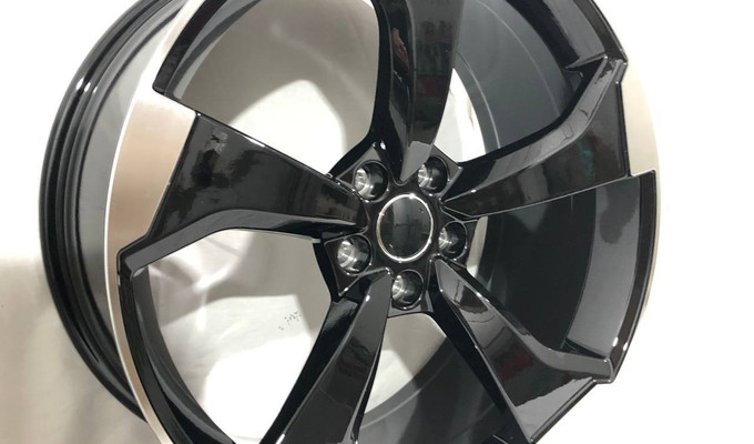 AUDI ROTOR R20 9J ET30 5x112 66,45 Black Machined Face
