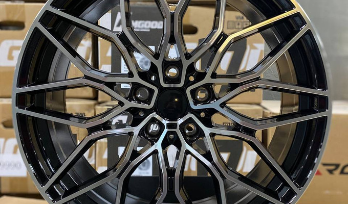 Разноширокие R20 5X112 66,6 BLACK MACHINED