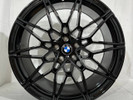 Разноширокие BMW R20 5x112 ЦО 66,6 Gloss Black