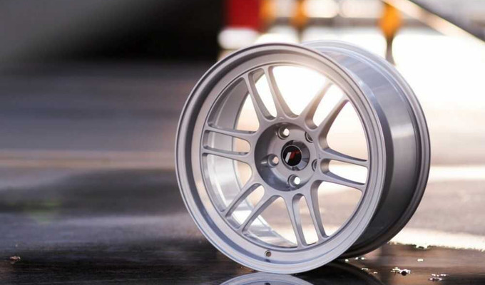 ENKEI RPF1 R17 9J ET25 5x114,3 73,1 Hyper Silver