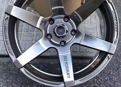   R17 9,5J ET18 5x114,3 73.1 haper black