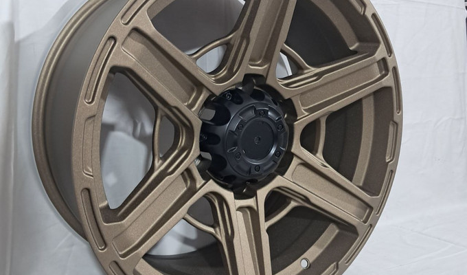 R17 8,5J ET0 6x139,7 110,1 SAND BRONZE