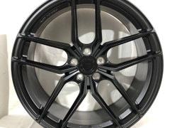 Разноширокие R20 5X112 66,6 Matte Black