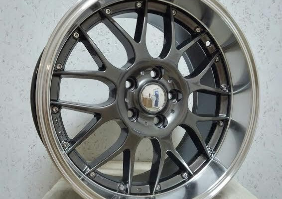 R18 8J 5x114,3 ET38 73,1 Hyper Black Polish Lip