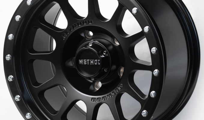  R17 9J 6x139,7 ET -12 ЦО 106,1 DB