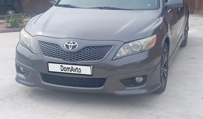 Toyota Camry 2009 года